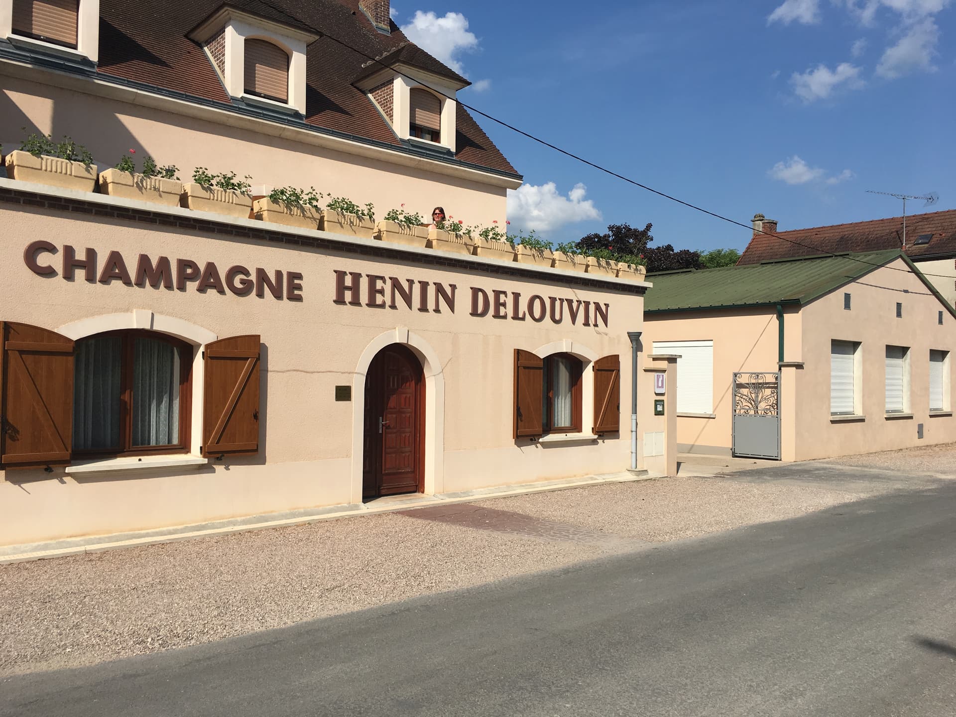Champagne Henin Delouvin