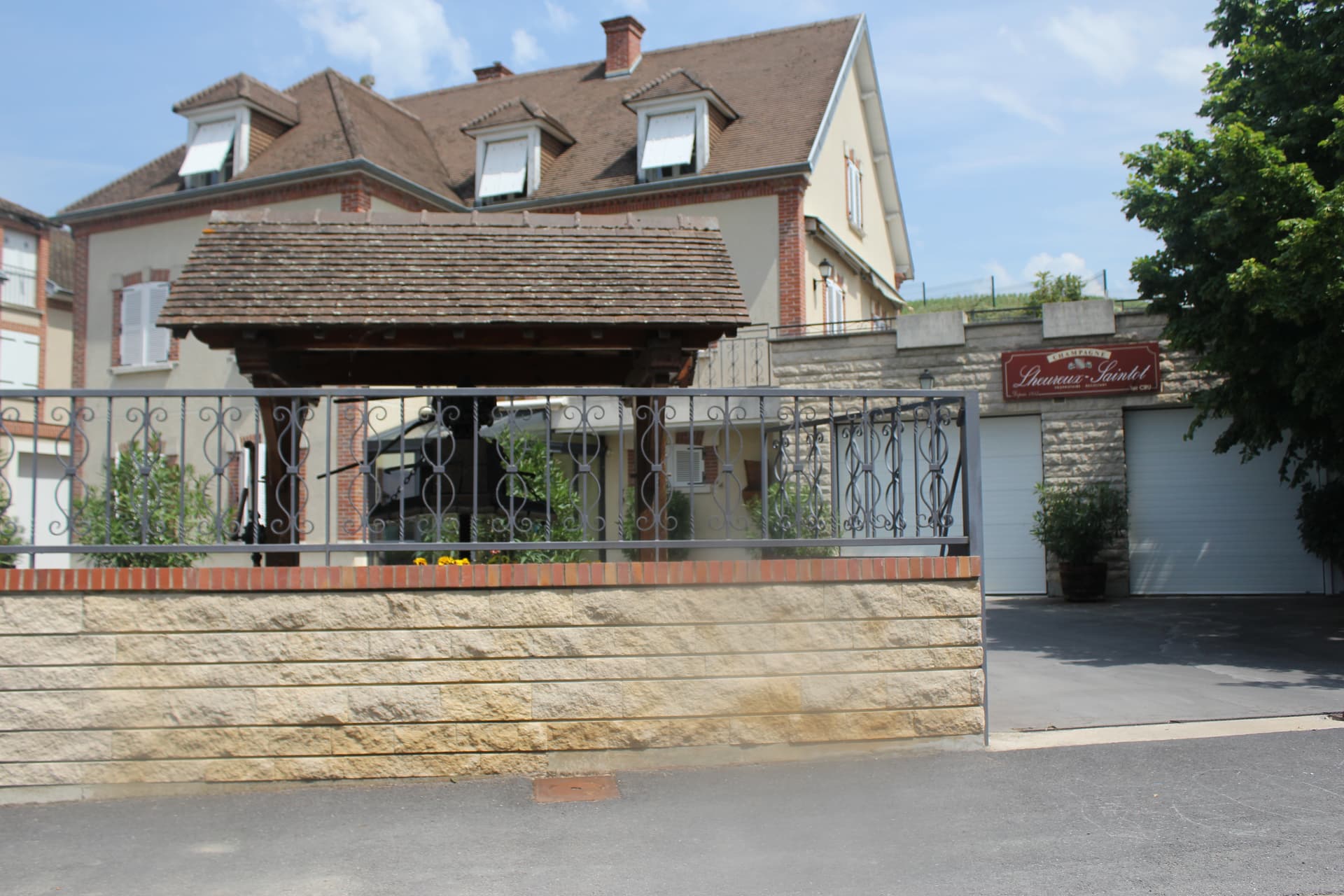 Champagne Lheureux-Saintot