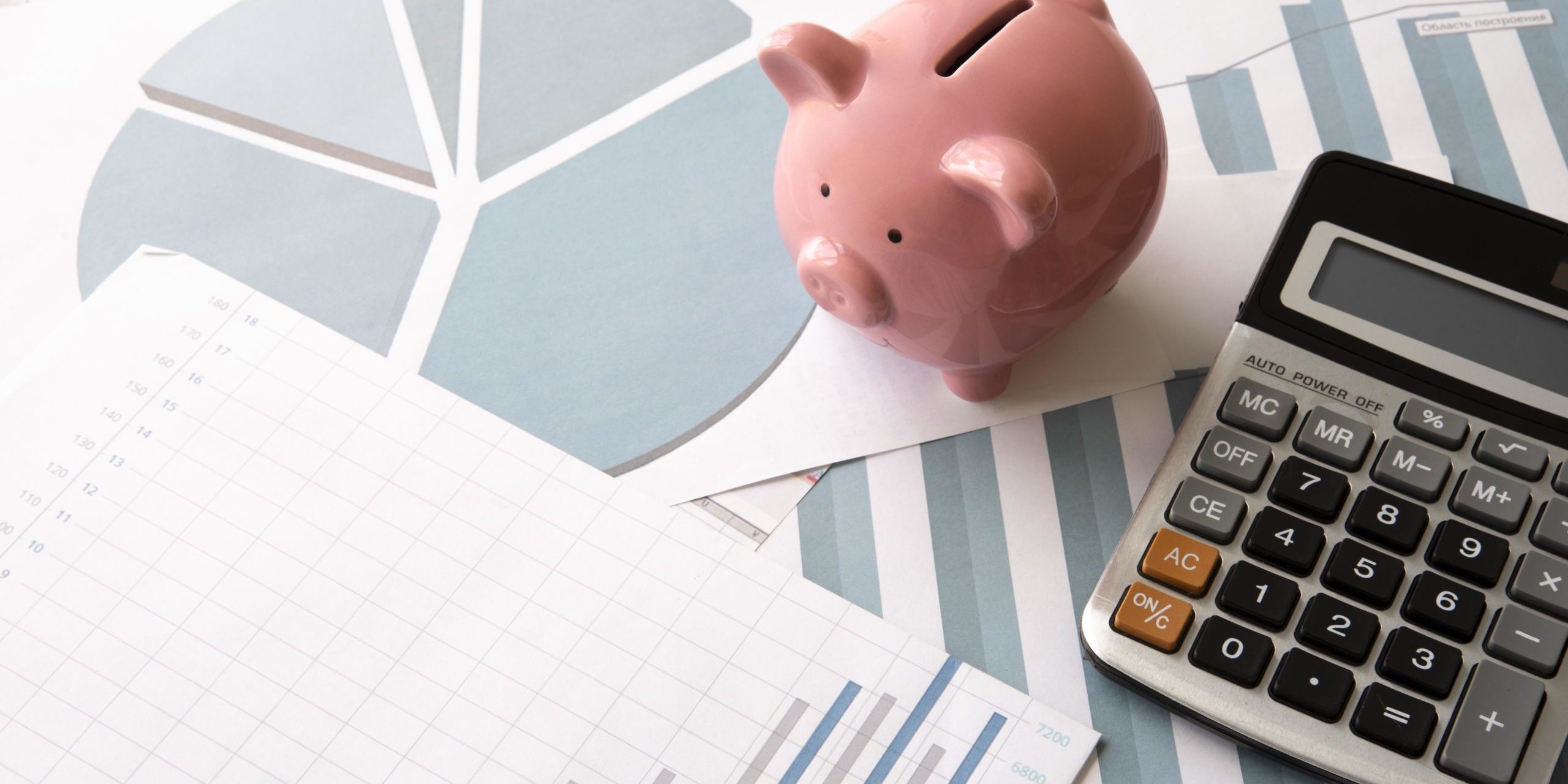 gros-plan-objets-education-economie